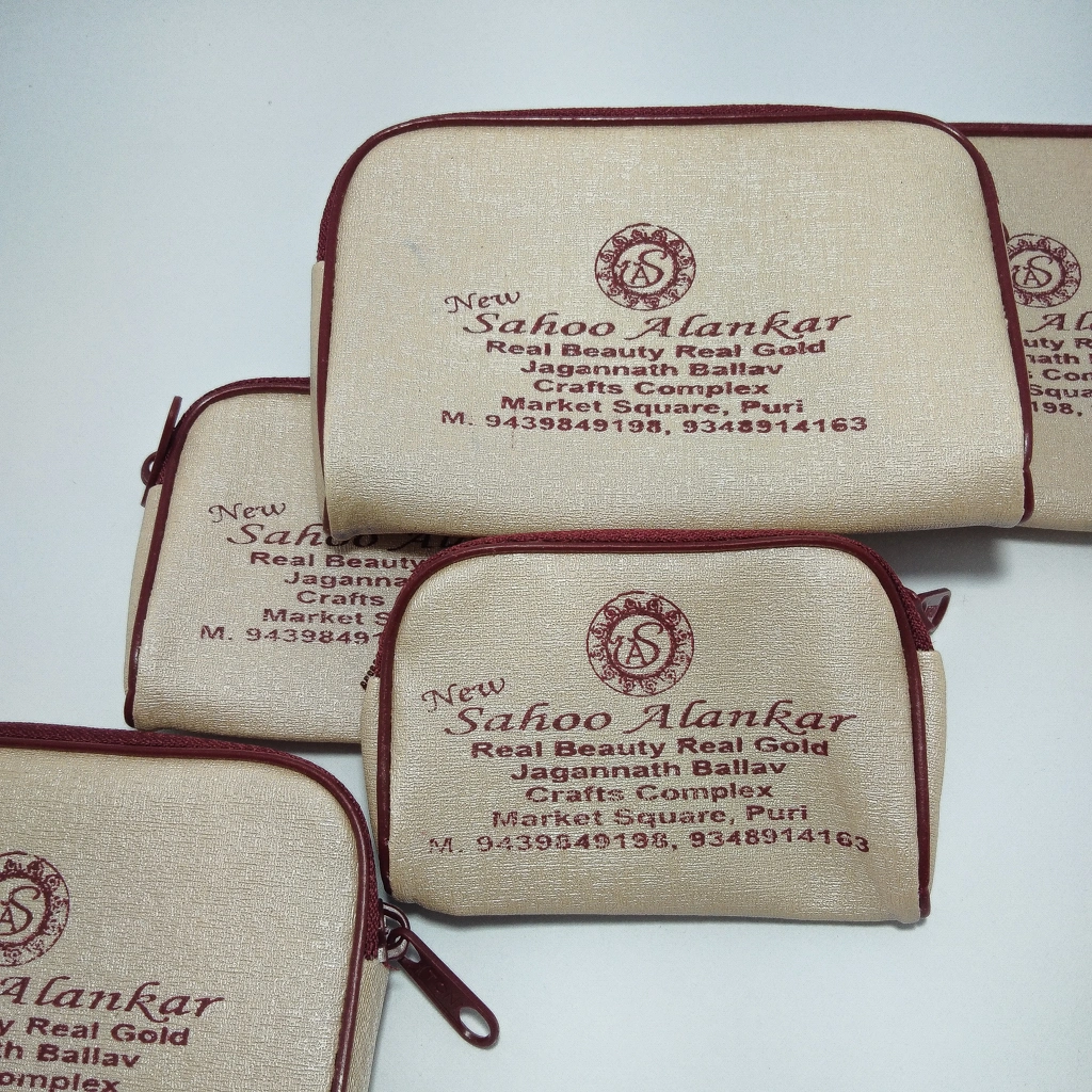 multiple size printed purses