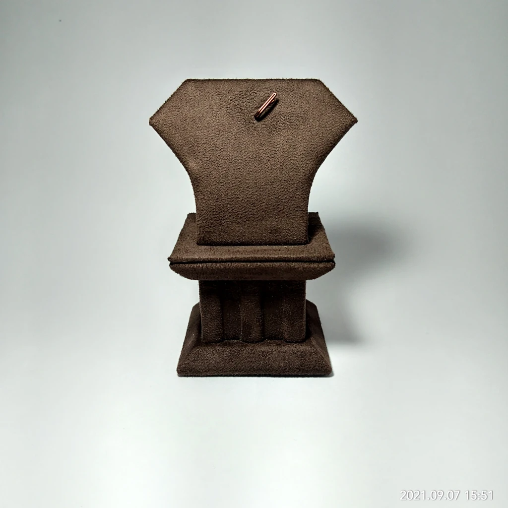 brown velvet multiple display - 07
