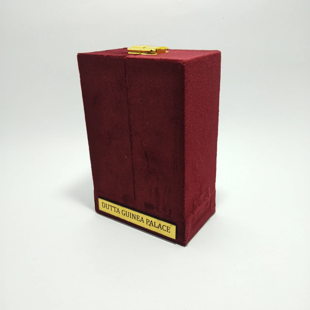 all velvet black display - 04 box 