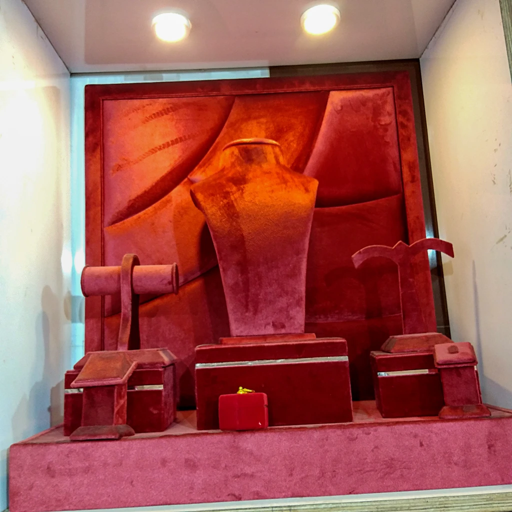 all premium red velvet display set box 