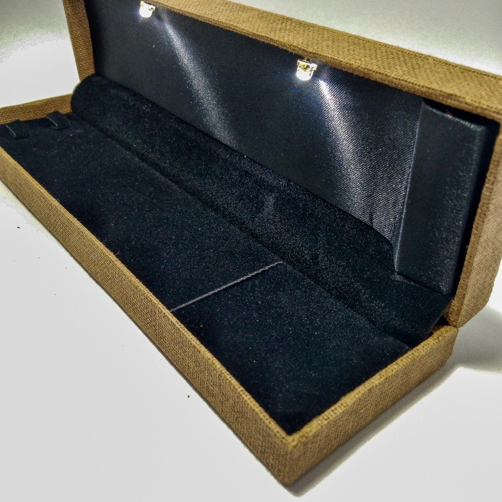jute led black chain