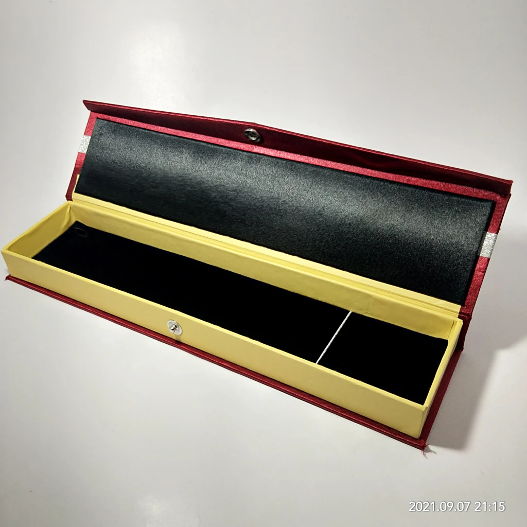 jewellery box maroon satin strip big chain