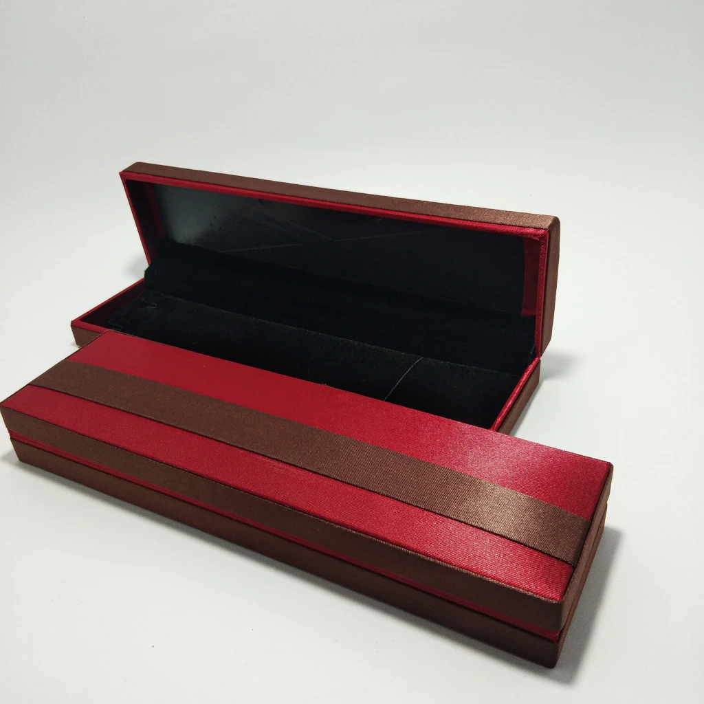 jewellery box kitkat brown maroon satin chain