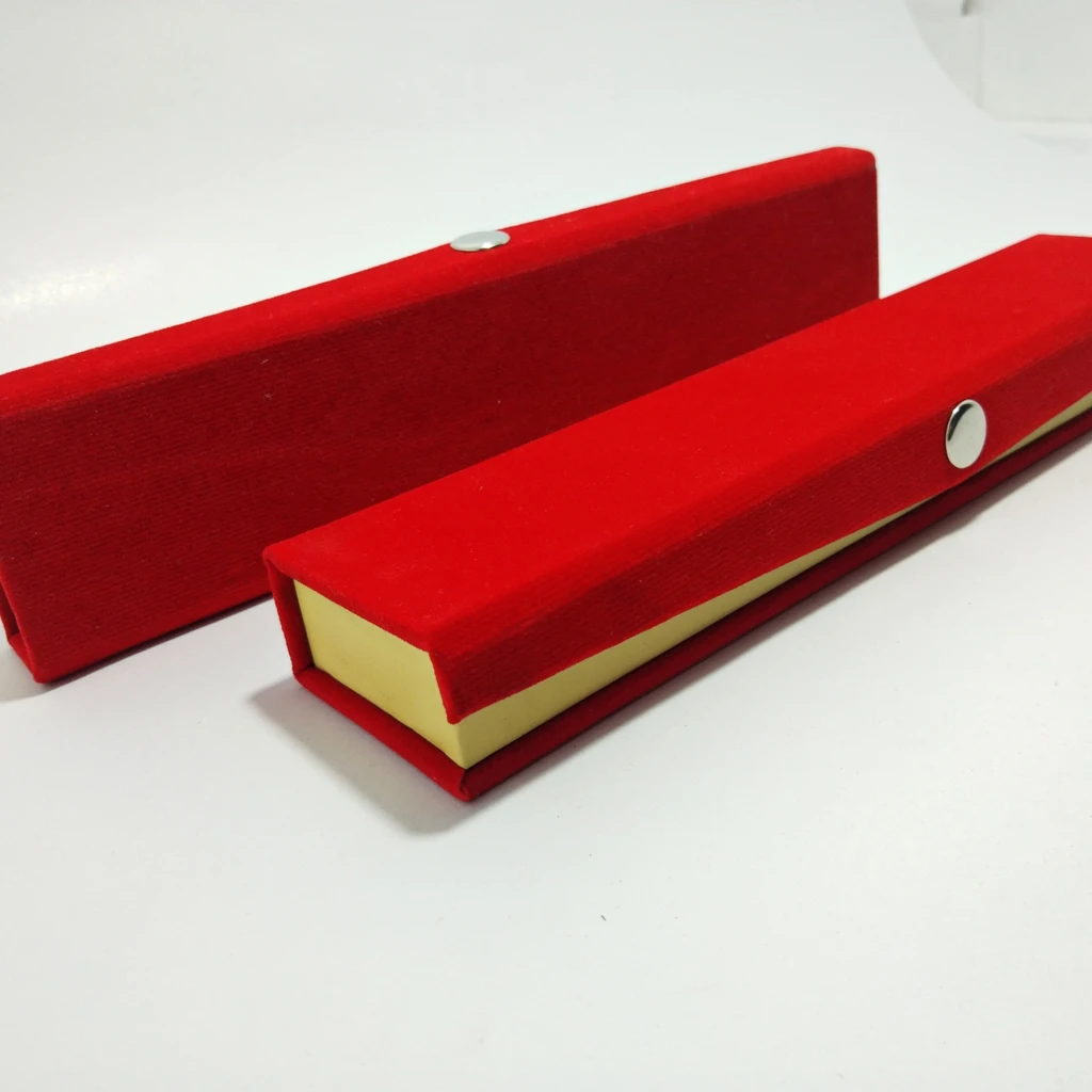 standard red velvet chain