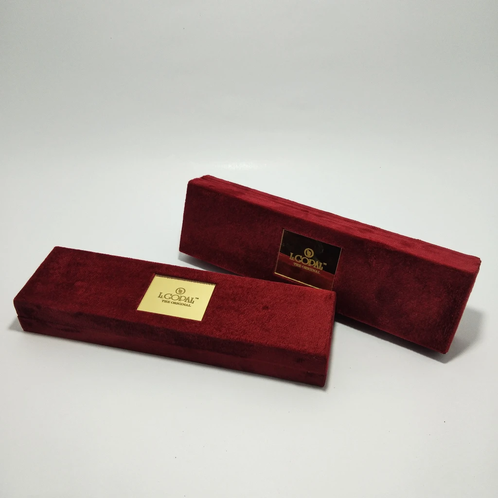 premium velvet kitkat acrylic chain box 