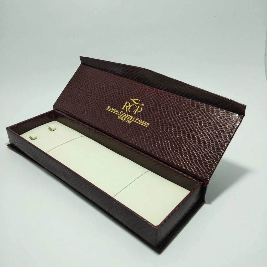 leather rexin printed medium chain box 