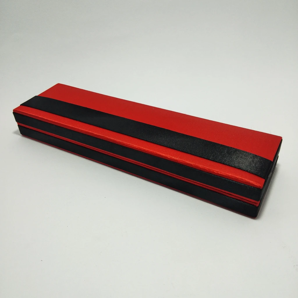 kitkat black maroon satin chain box 