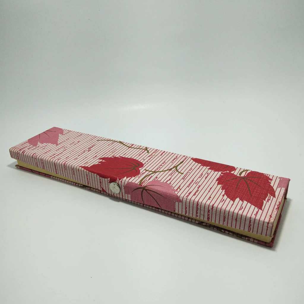 flower rexin big chain box 