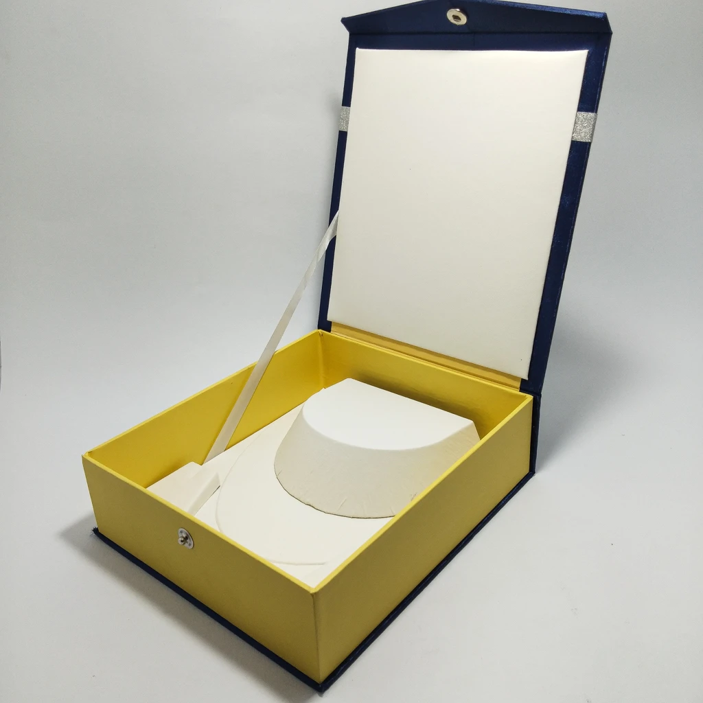 jewellery box blue satin silver strip chokar