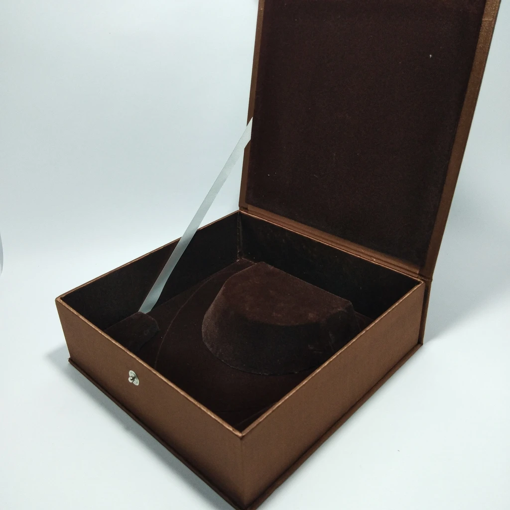 jewelry box fine brown satin chokar box.