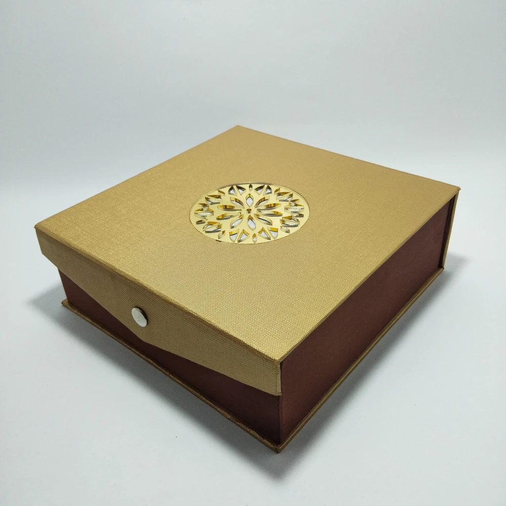 golden acrylic chokar box box 