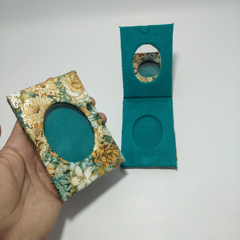 jewelry box round oval blue flower coin