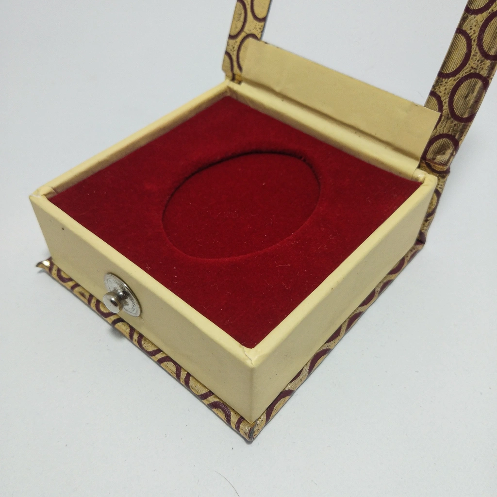 jewellery box vinyl red oval coin box