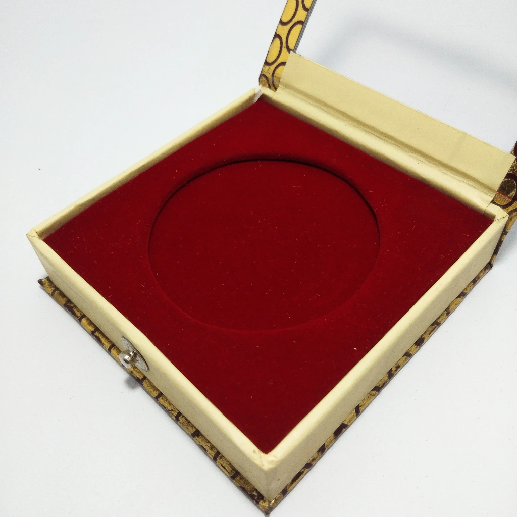 vinyl red round coin box