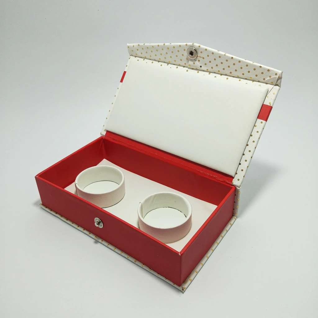 jewelry box bindi bit strip white bangles