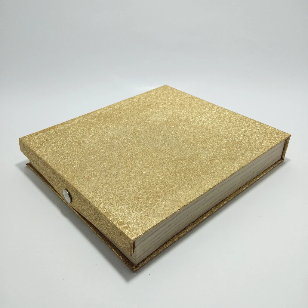 golden chumki paper necklace box 