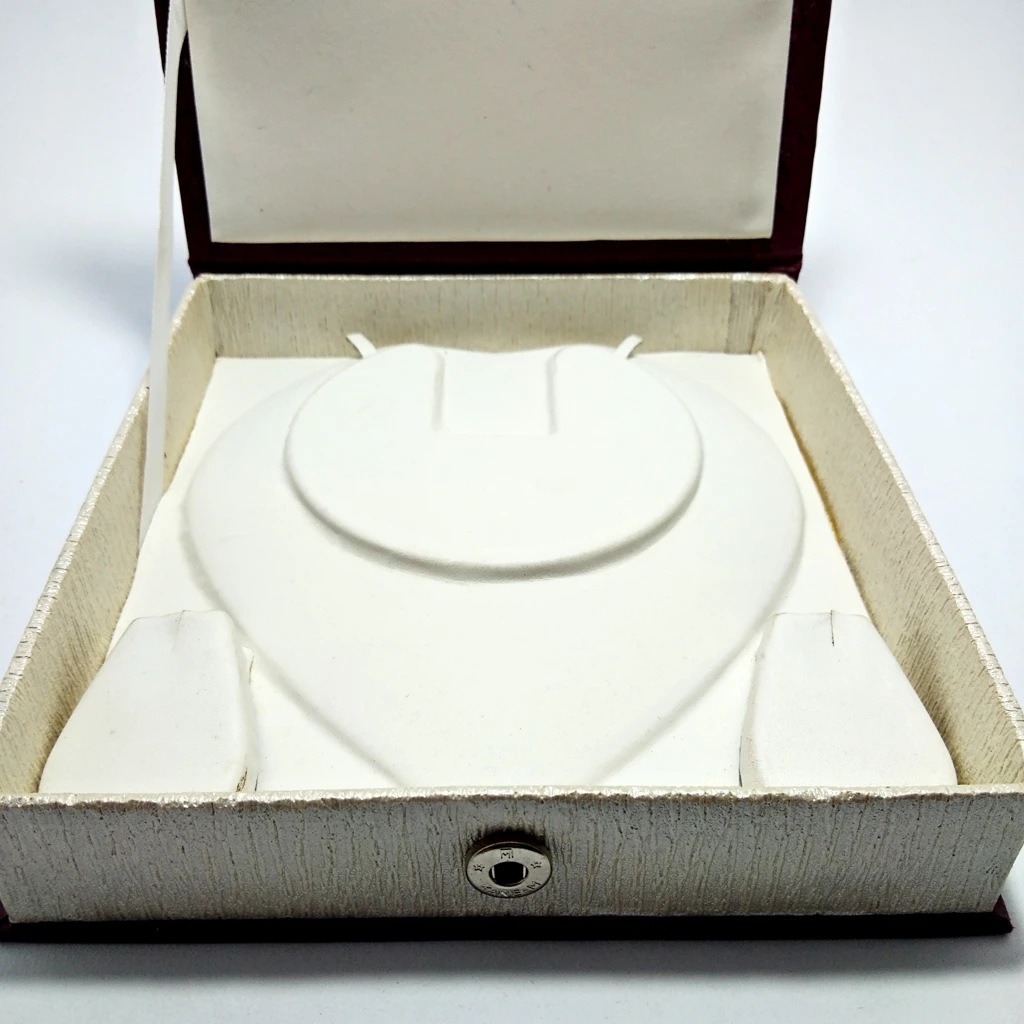 red design rexin necklace