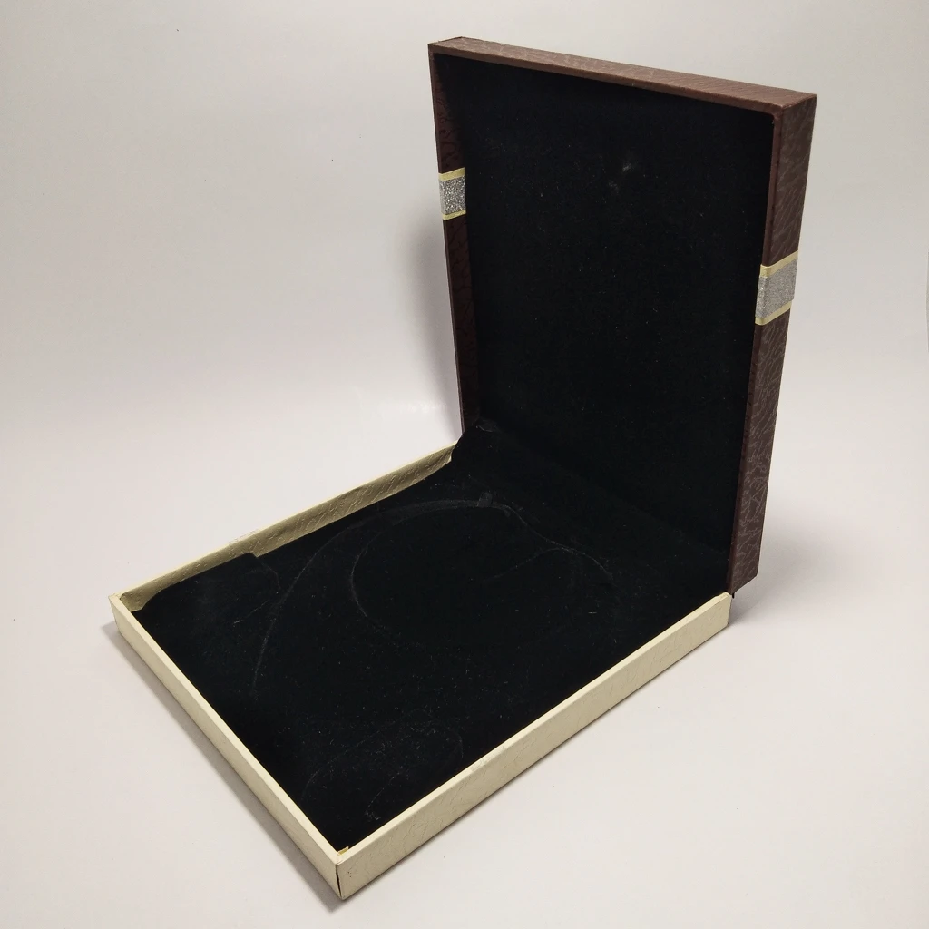 jewelry box BI color paper kitkat black set