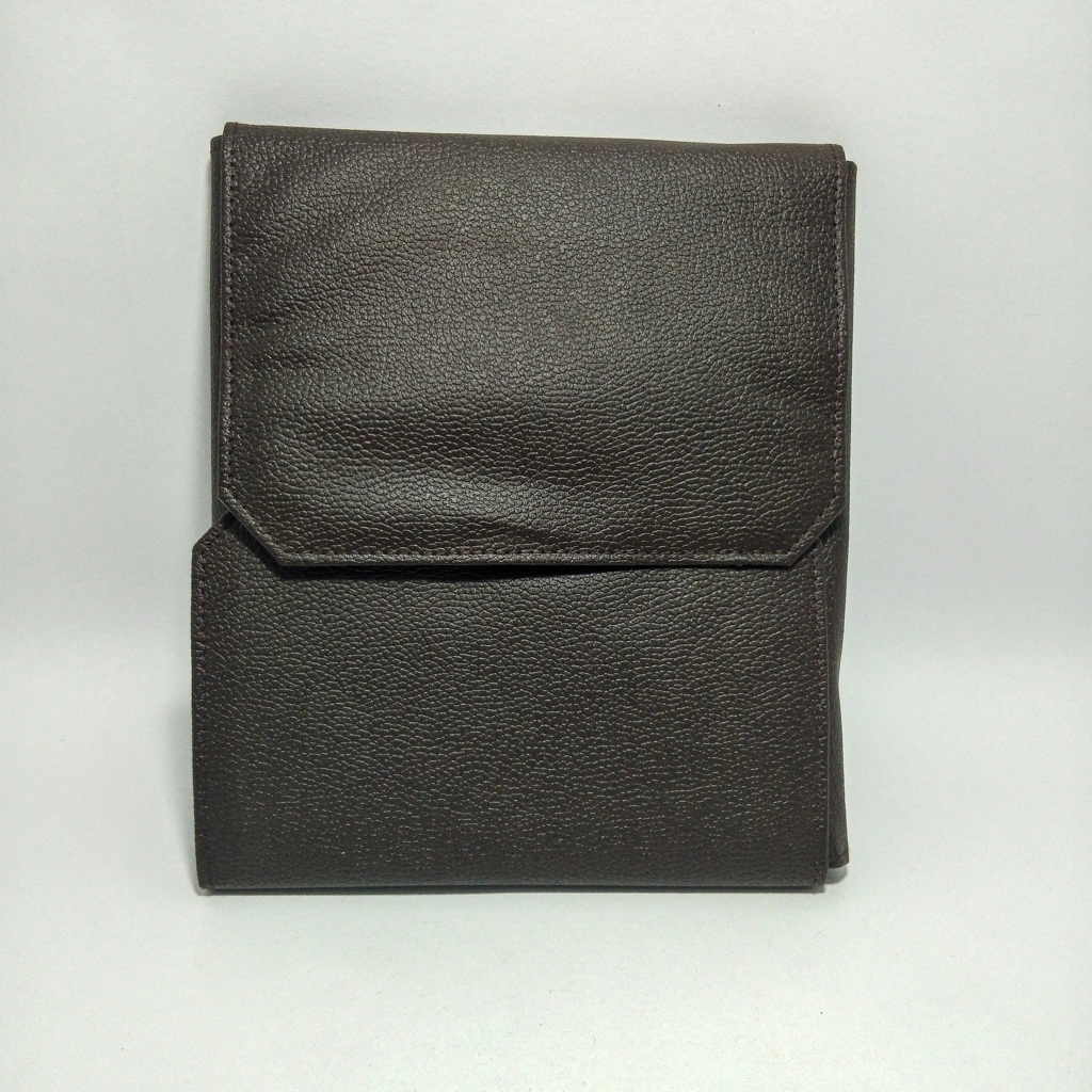 dark leather foldable necklace