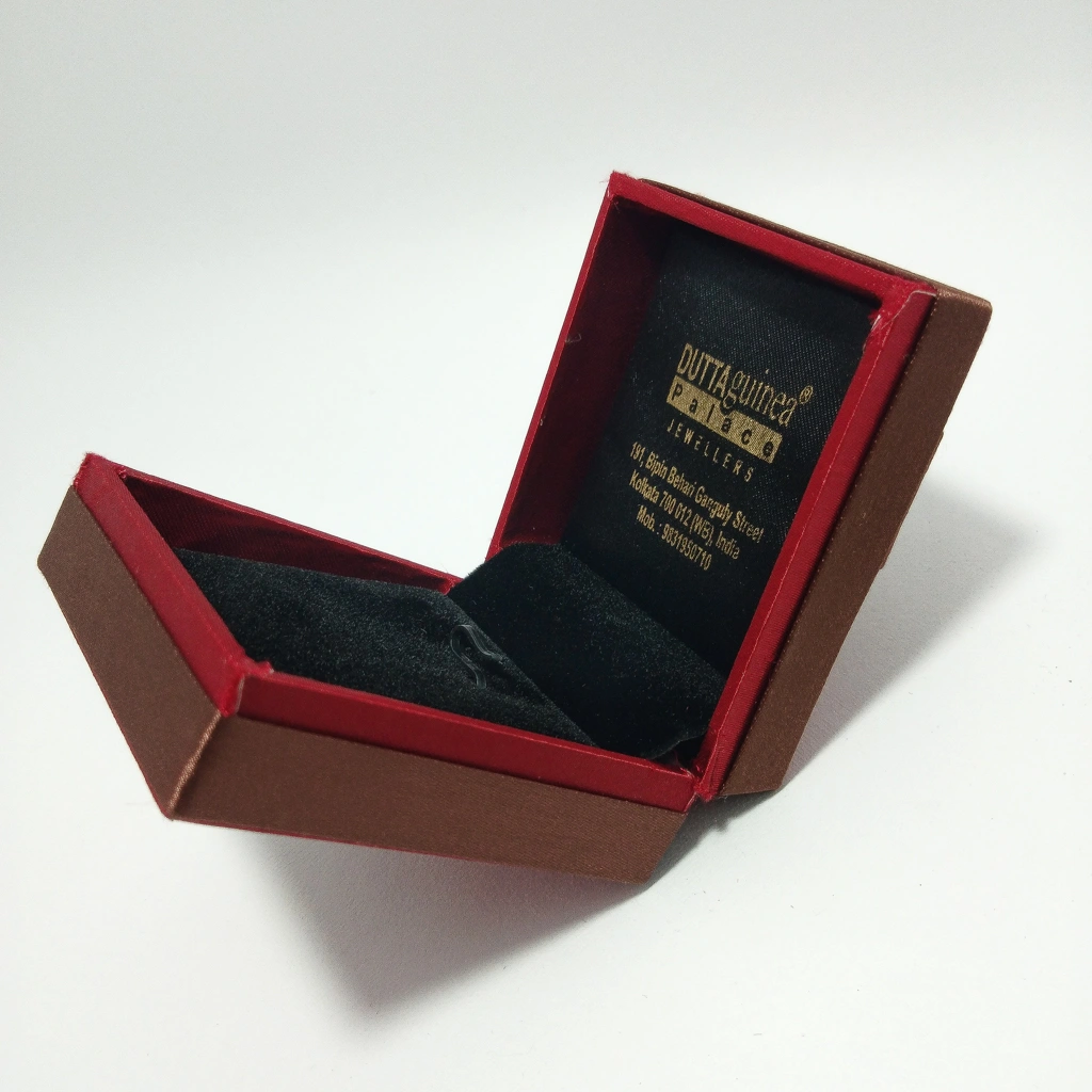 jewelry box red satin kitkat pendant