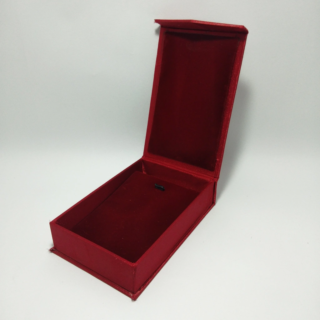 jewelry box pure red satin big pendant