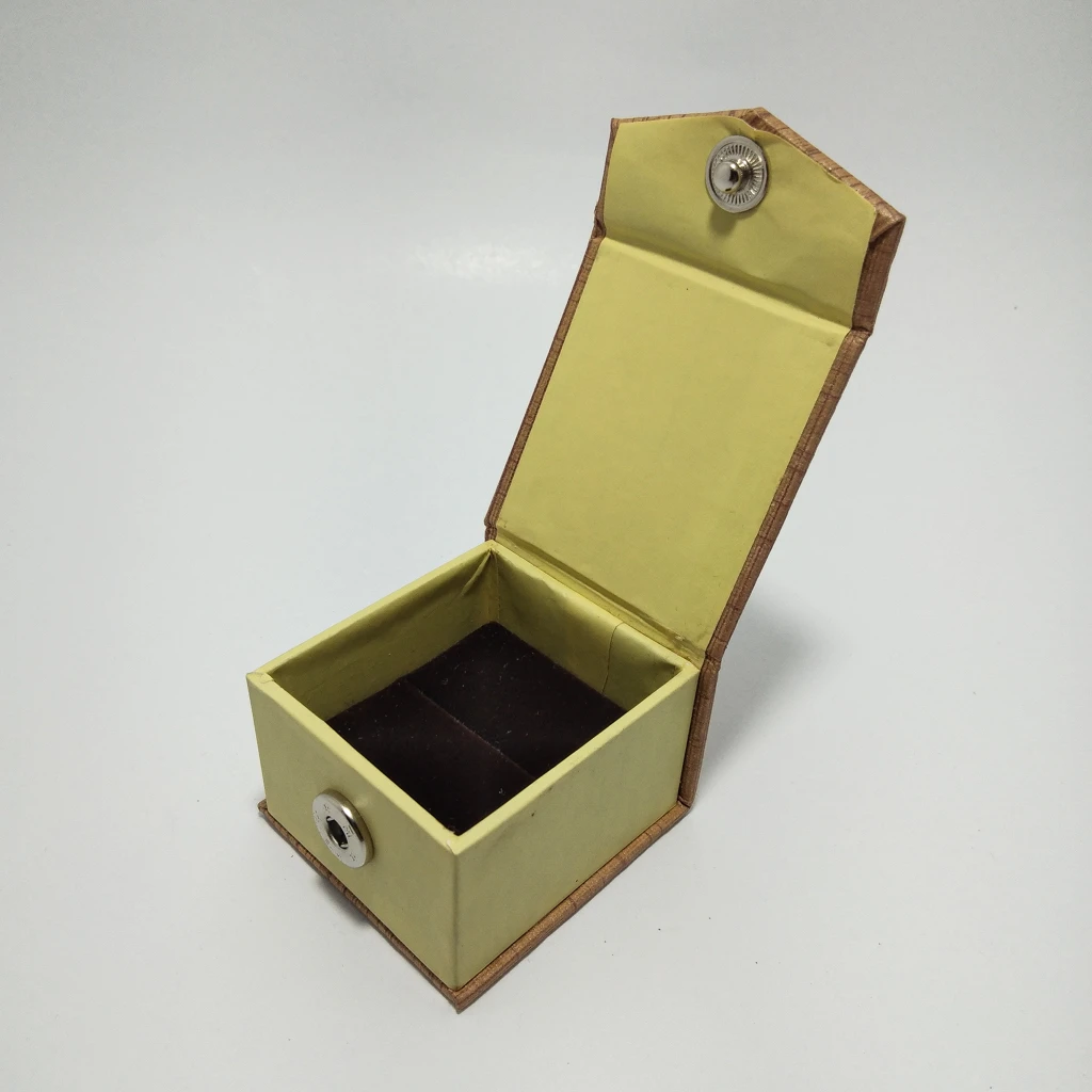jewelry box special brown cream rexin ring