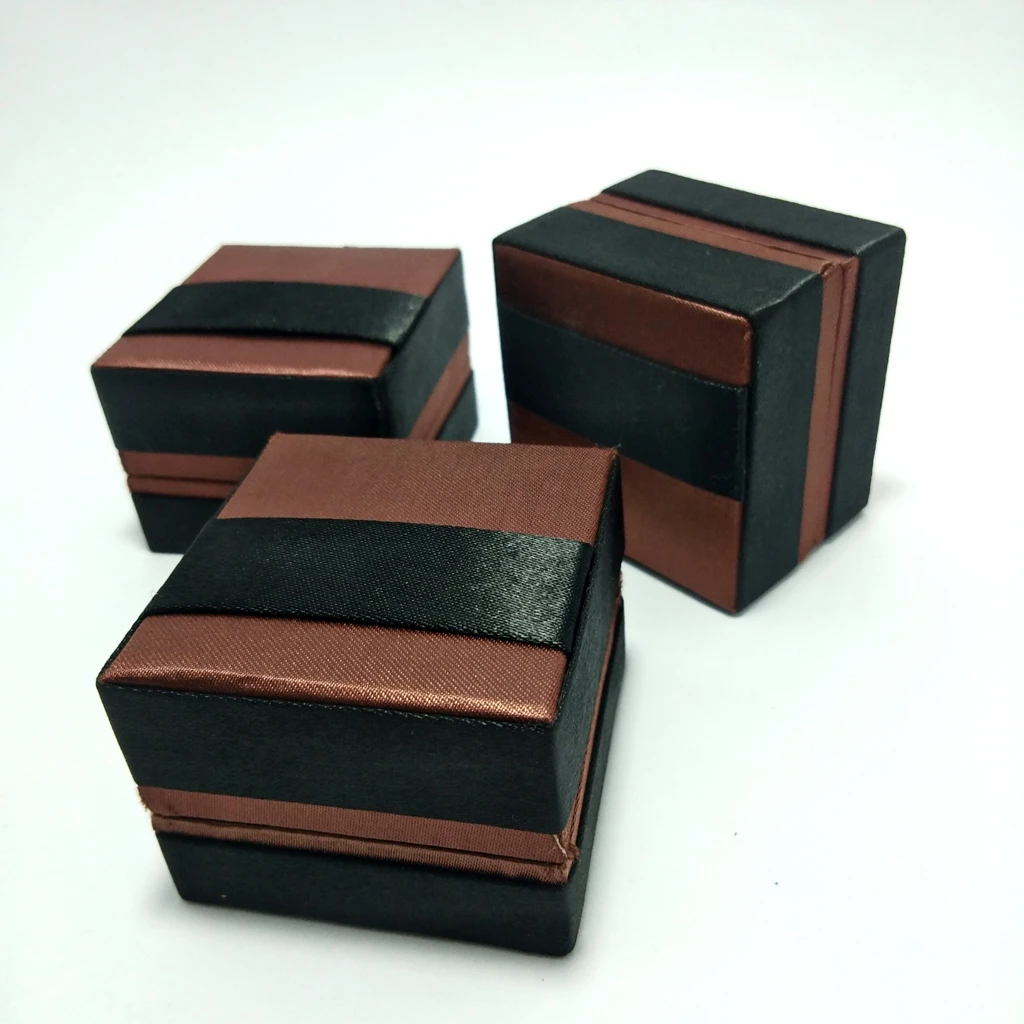 jewelry box brown satin black kitkat ring