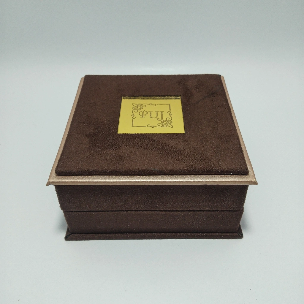 gold brown velvet engrave bangles box 
