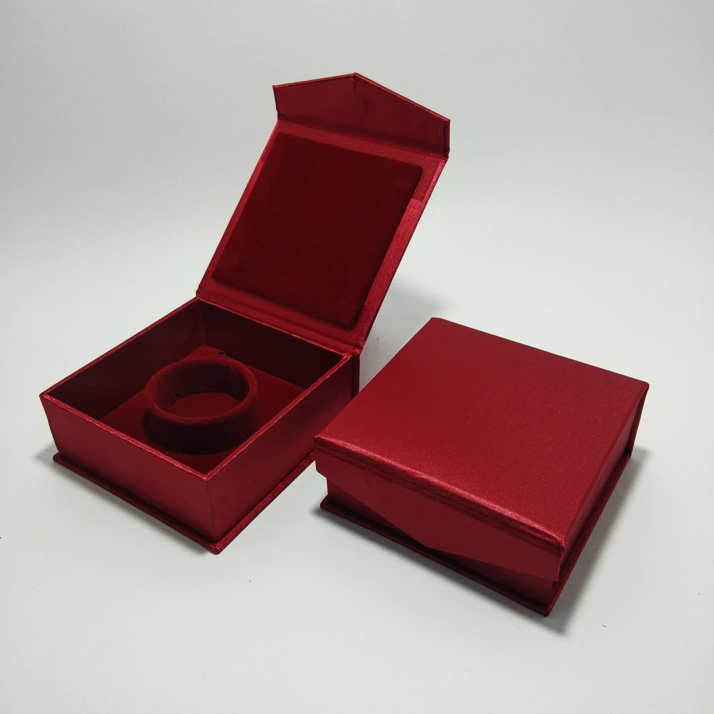 fine maroon satin bangles box 