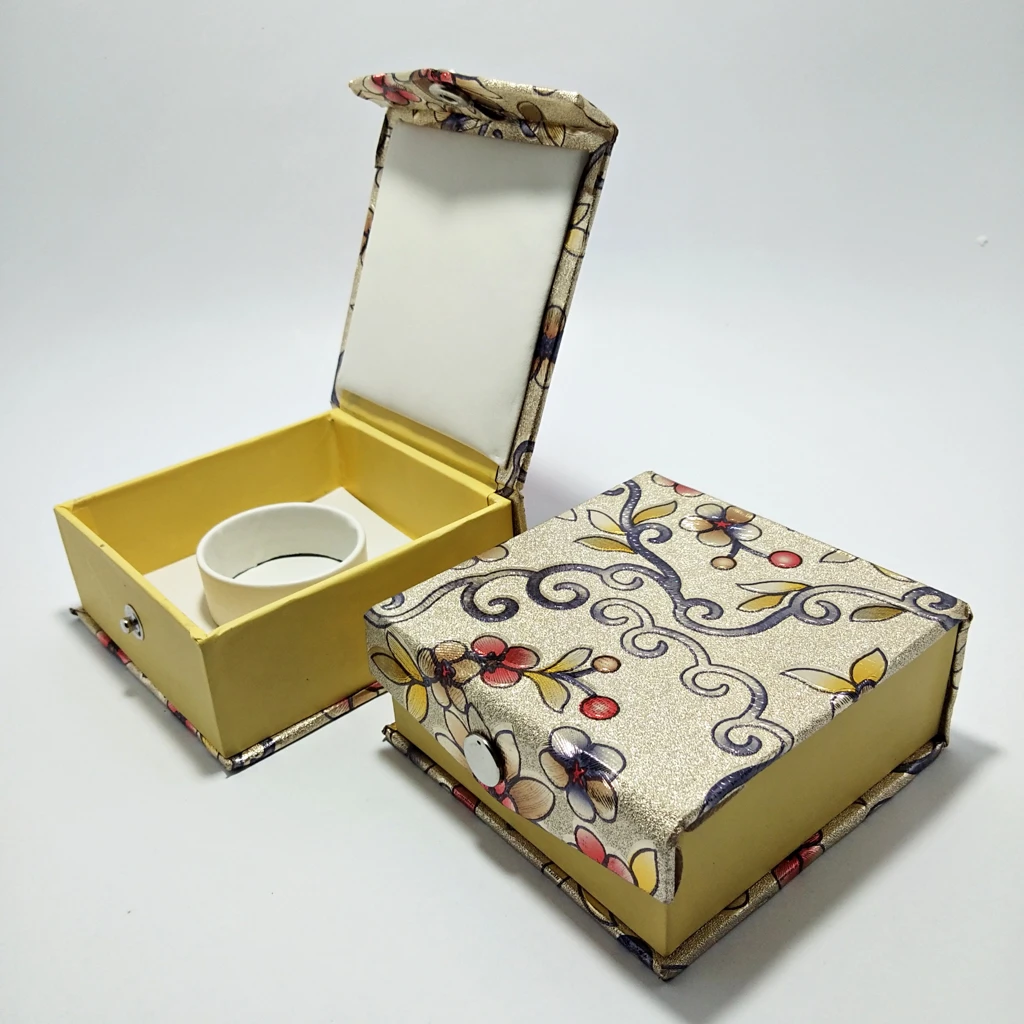 china flower rexin single bangles box 