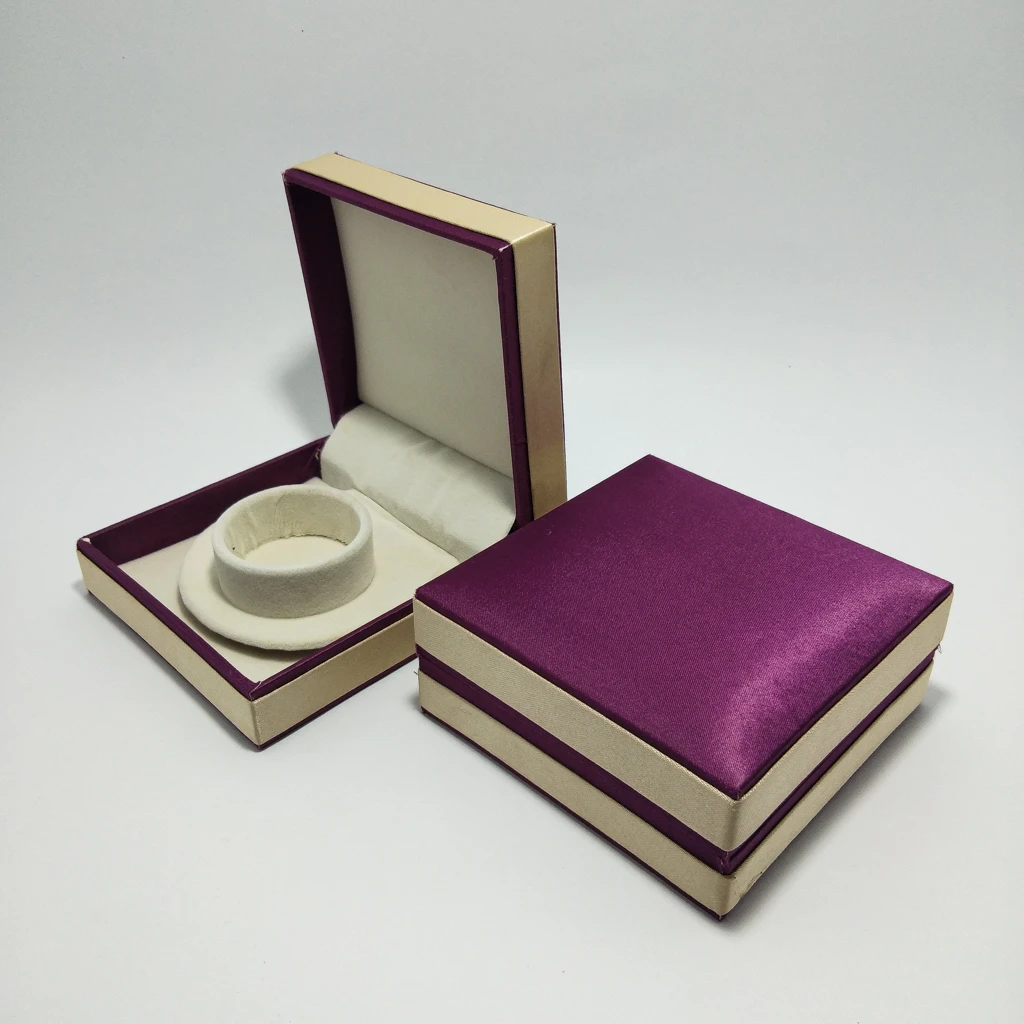 violet kitkat single bangles box 