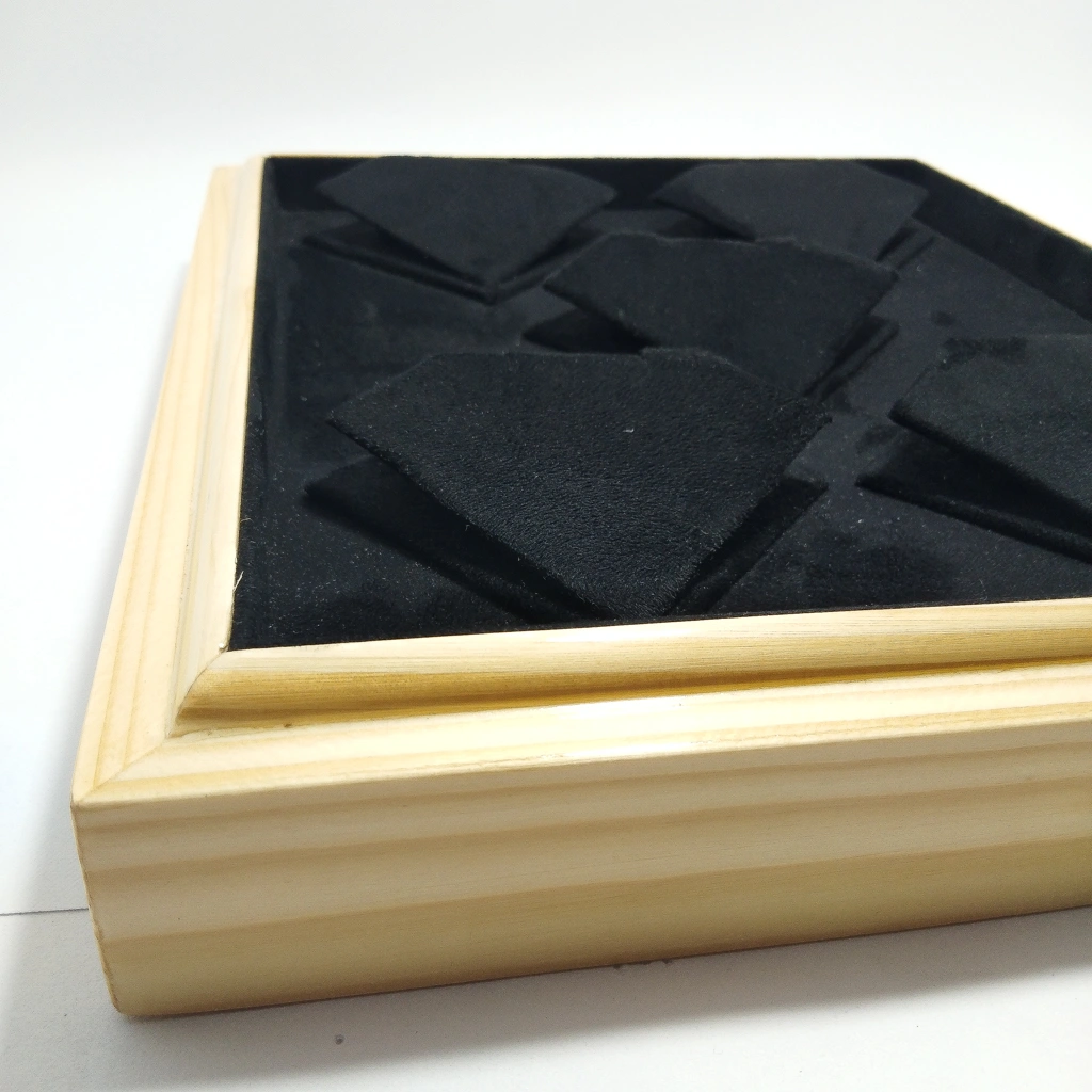 wooden black velvet pendant stock box 