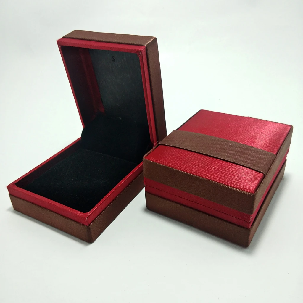 brown maroon satin kitkat tops box 