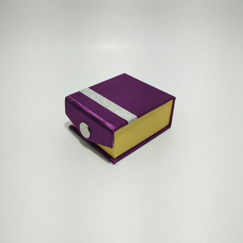 violet satin silver strip tops box 