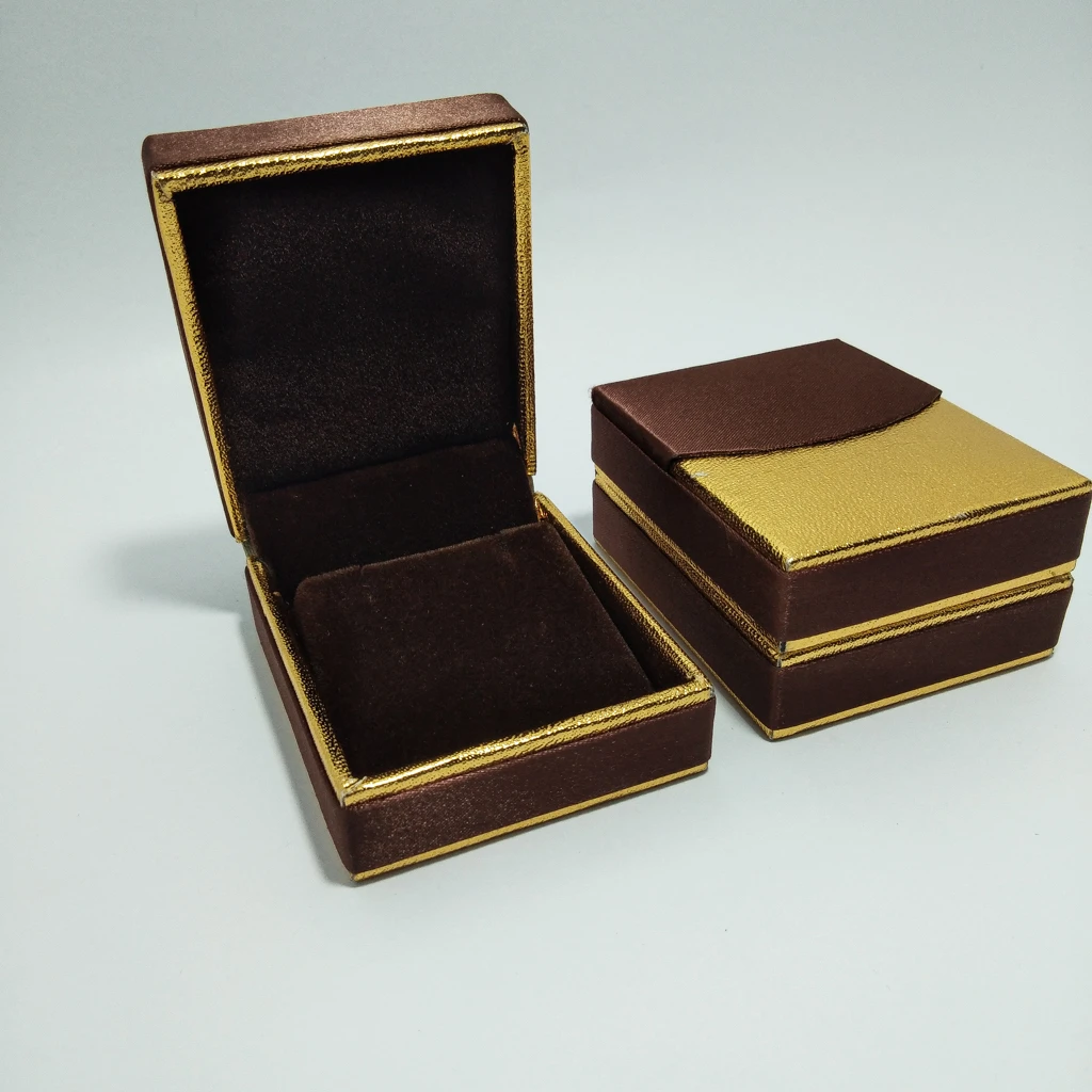 bi color golden paper satin tops