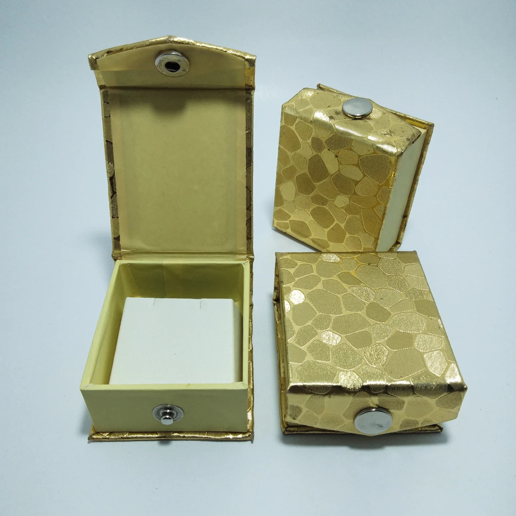 golden 3d rexin paper tops