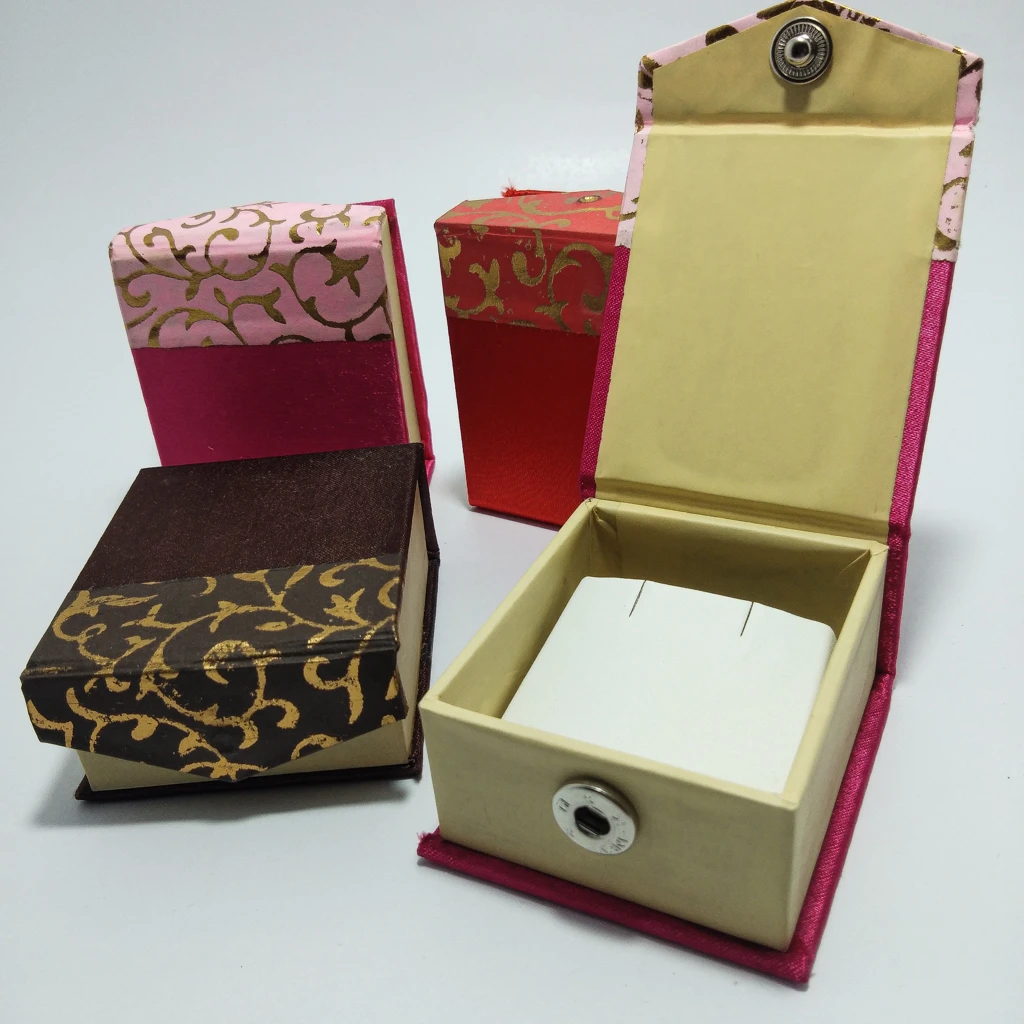 jewellery box basic bi color satin vinyl tops