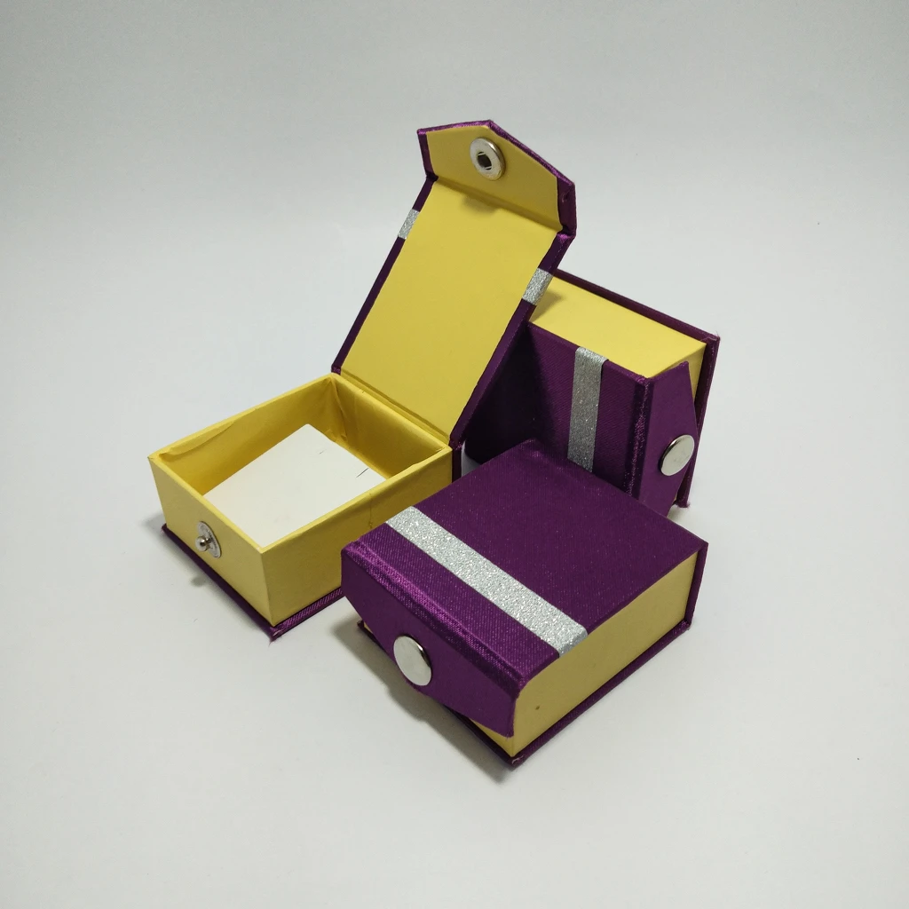 jewelry box violet satin silver strip tops