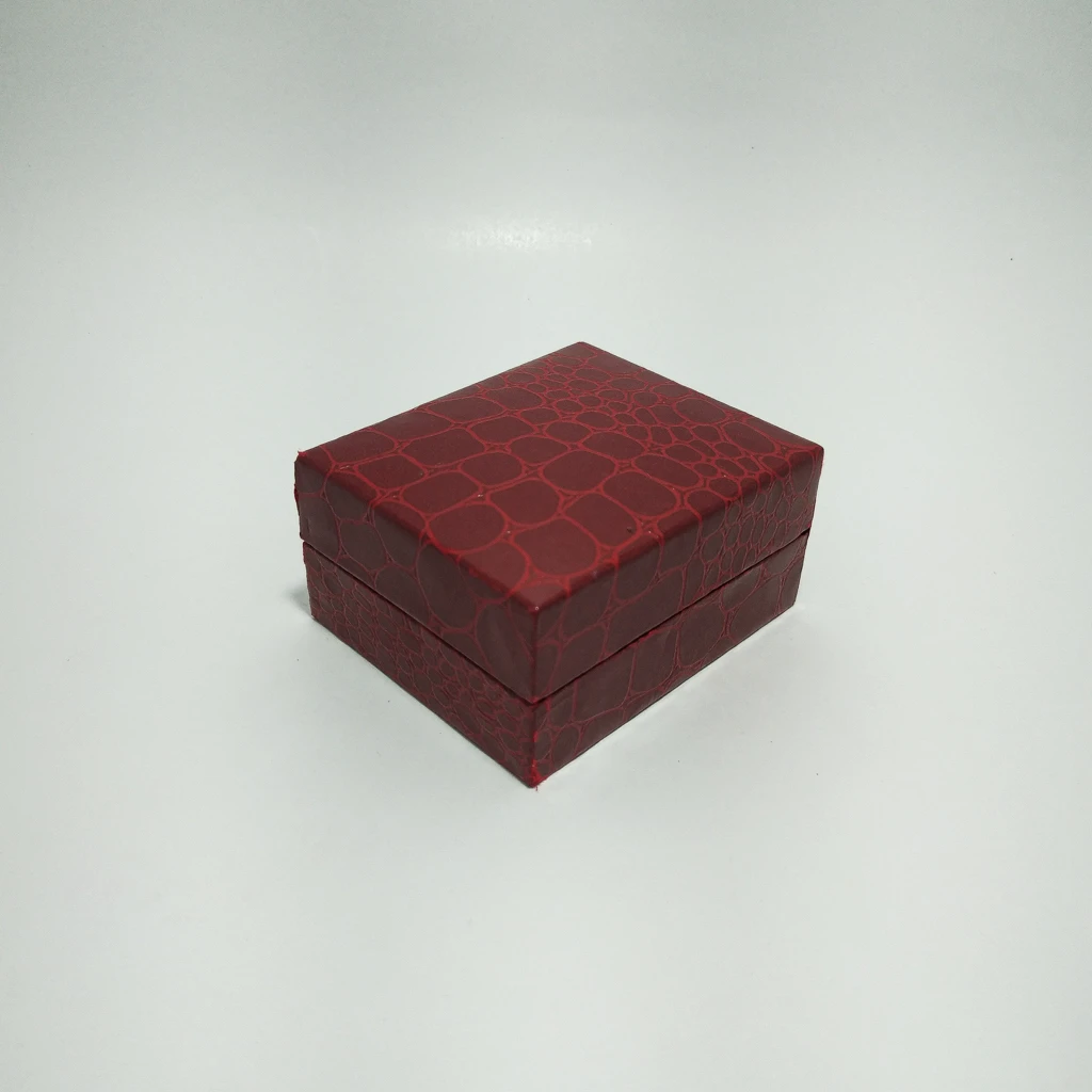 red crocodile rexin kitkat tops