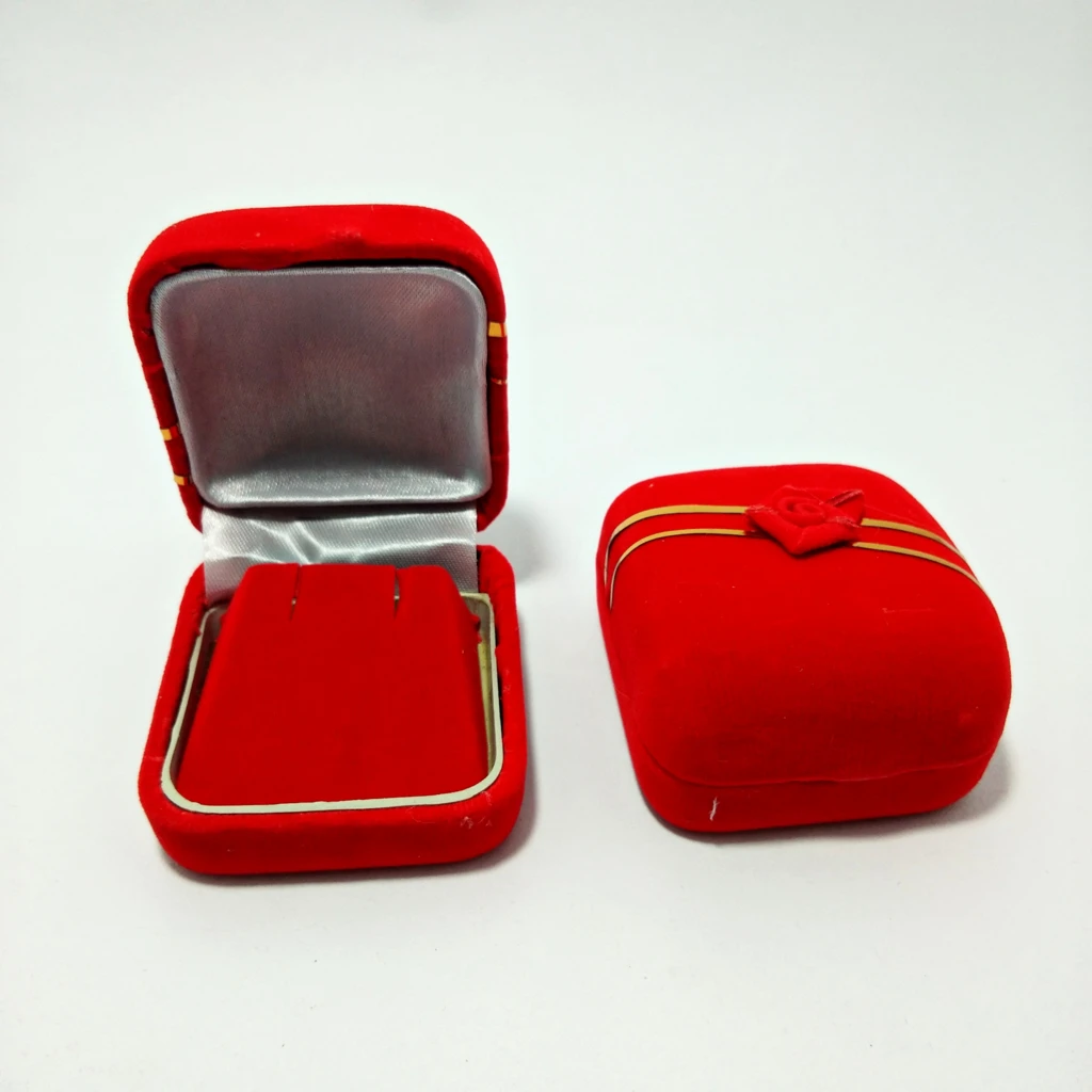 jewelry box flower maroon velvet basic tops